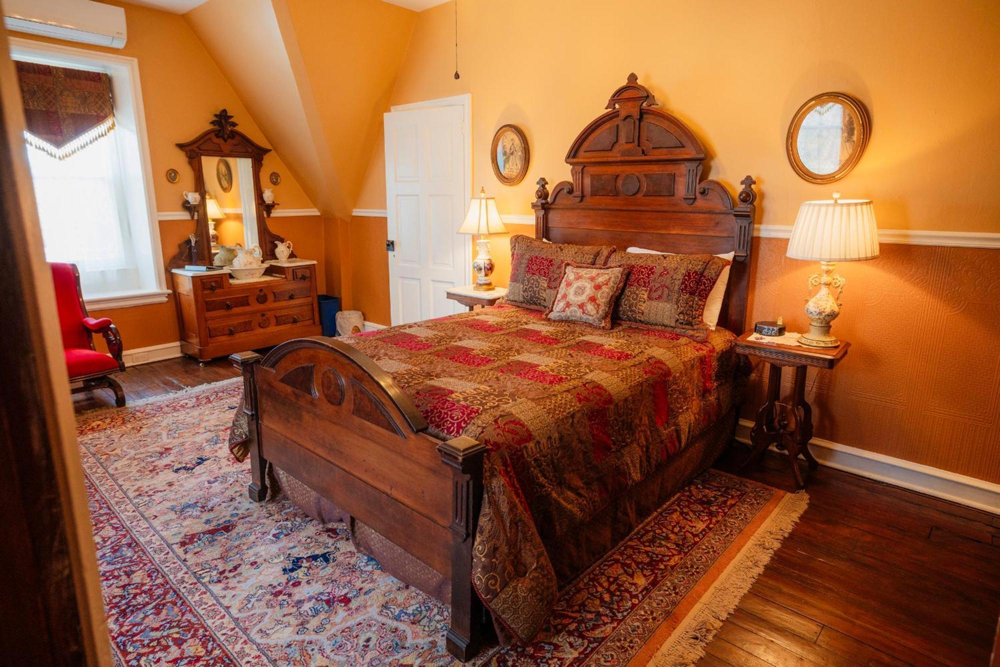 Gifford-Risley House Bed And Breakfast Media Exterior photo